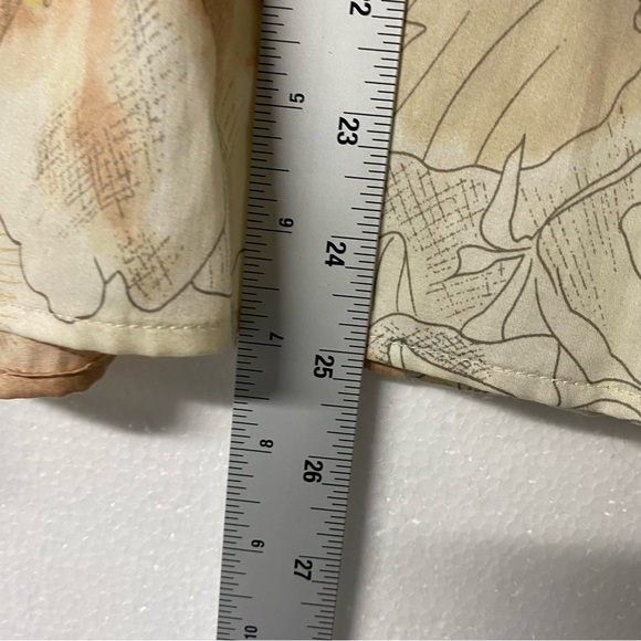 Talbots Shirt Women 20WP Beige Ruffle Button Front Cotton Floral Roll Tab Sleeve - Picture 8 of 9